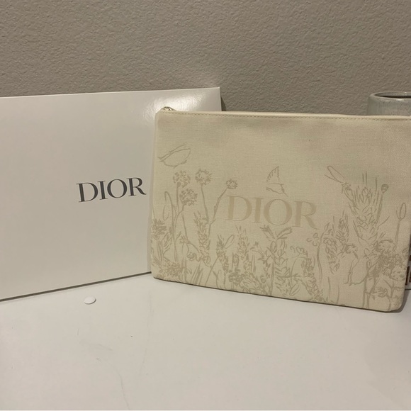 NIB Dior Floral and Butterfly Pouch (Mother’s Day - Limited Edition) - Picture 3 of 9